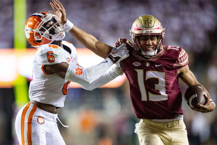 Florida State quarterback Jordan Travis